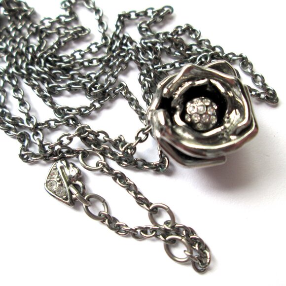 🖤🌹 Swarovski Black Rose Pendant Necklace Enamel Pave Crystal Dark Silver Tone - Picture 4 of 13